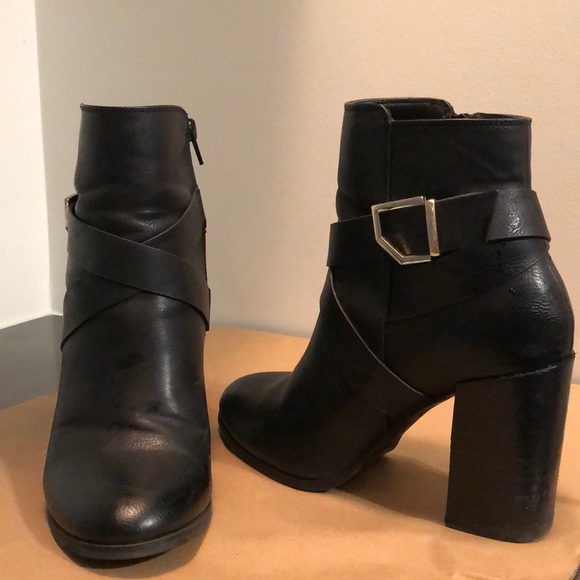 Vegan leather strappy booties - Picture 1 of 1